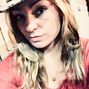 Meet your Posher, Carleen